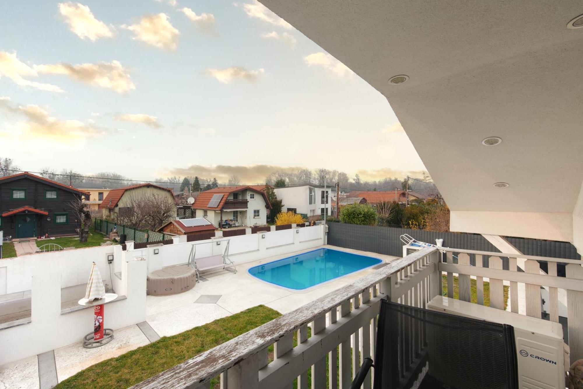 Villa Luxurious In Prime Location Of W Swimming Pool *